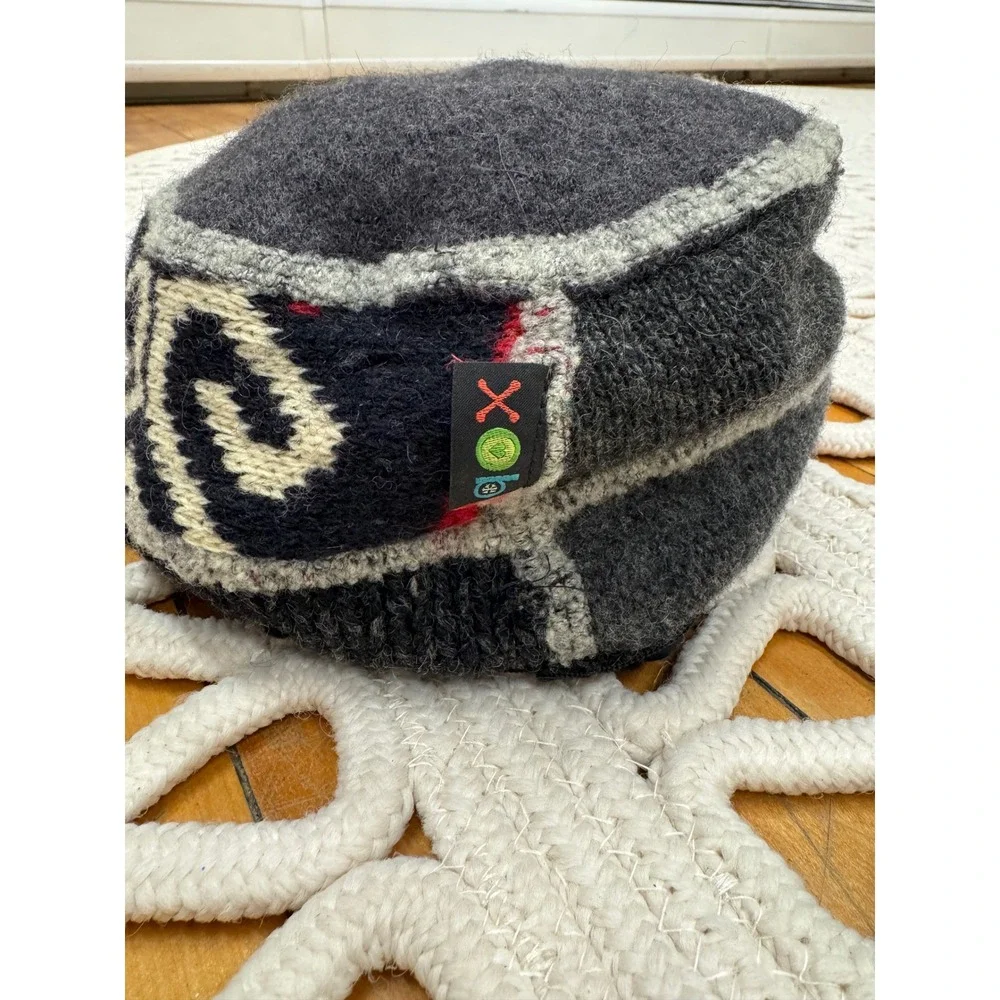 XOB Hat made from recycled sweaters Sz One‎ Size